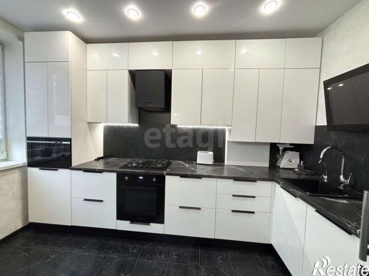 3-комн квартира Тихорецкая улица, 20,  д. 20