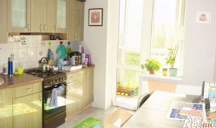 3-комн квартира улица Докука, 27A,  д. 27A