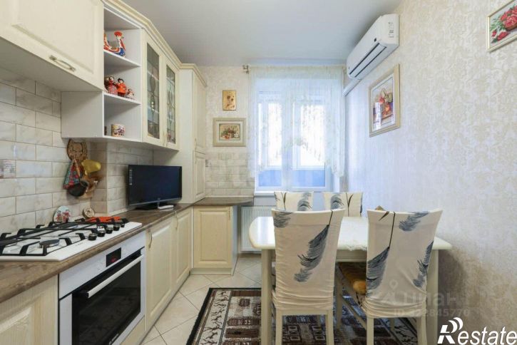 2-комн квартира Минусинская улица, 28,  д. 28