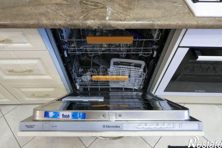 2-комн квартира Минусинская улица, 28,  д. 28