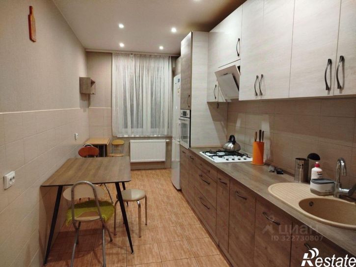 2-комн квартира улица Старшины Дадаева, 66,  д. 66