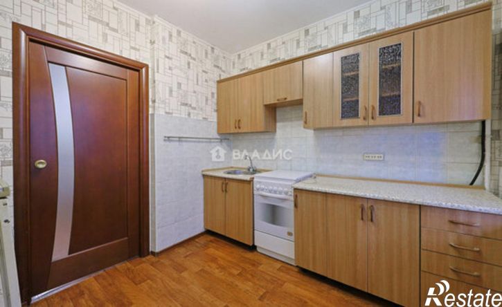 3-комн квартира улица Дзержинского, 102В,  д. 102В