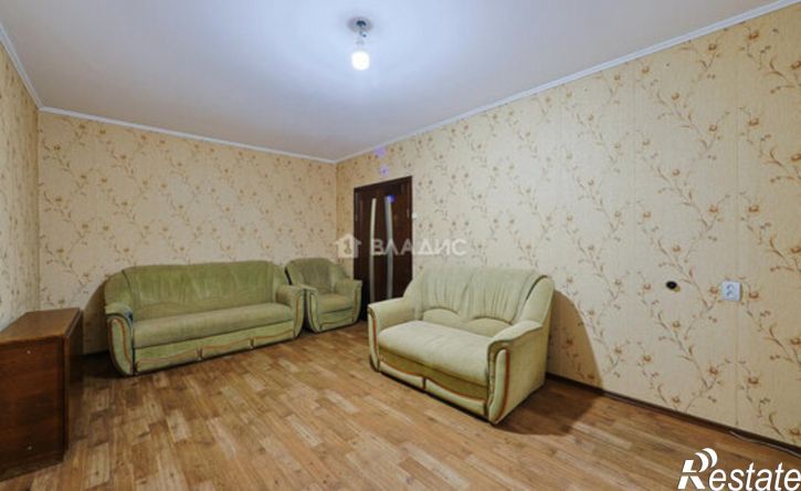 3-комн квартира улица Дзержинского, 102В,  д. 102В