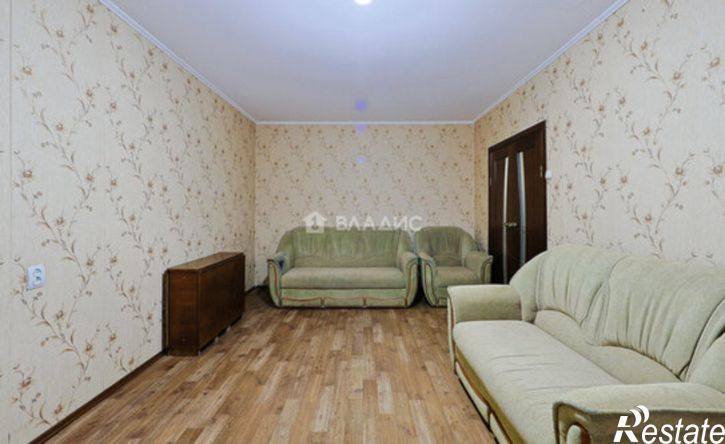 3-комн квартира улица Дзержинского, 102В,  д. 102В