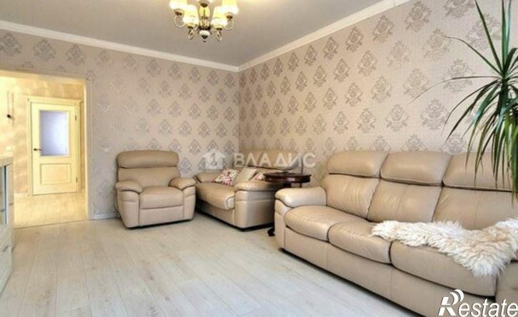 3-комн квартира улица Виктора Денисова, 12,  д. 12