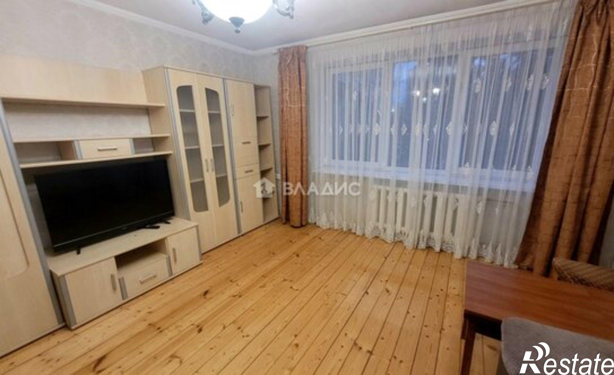 Купить квартиру за 9 900 000 рублей на Комсомольская улица, 102