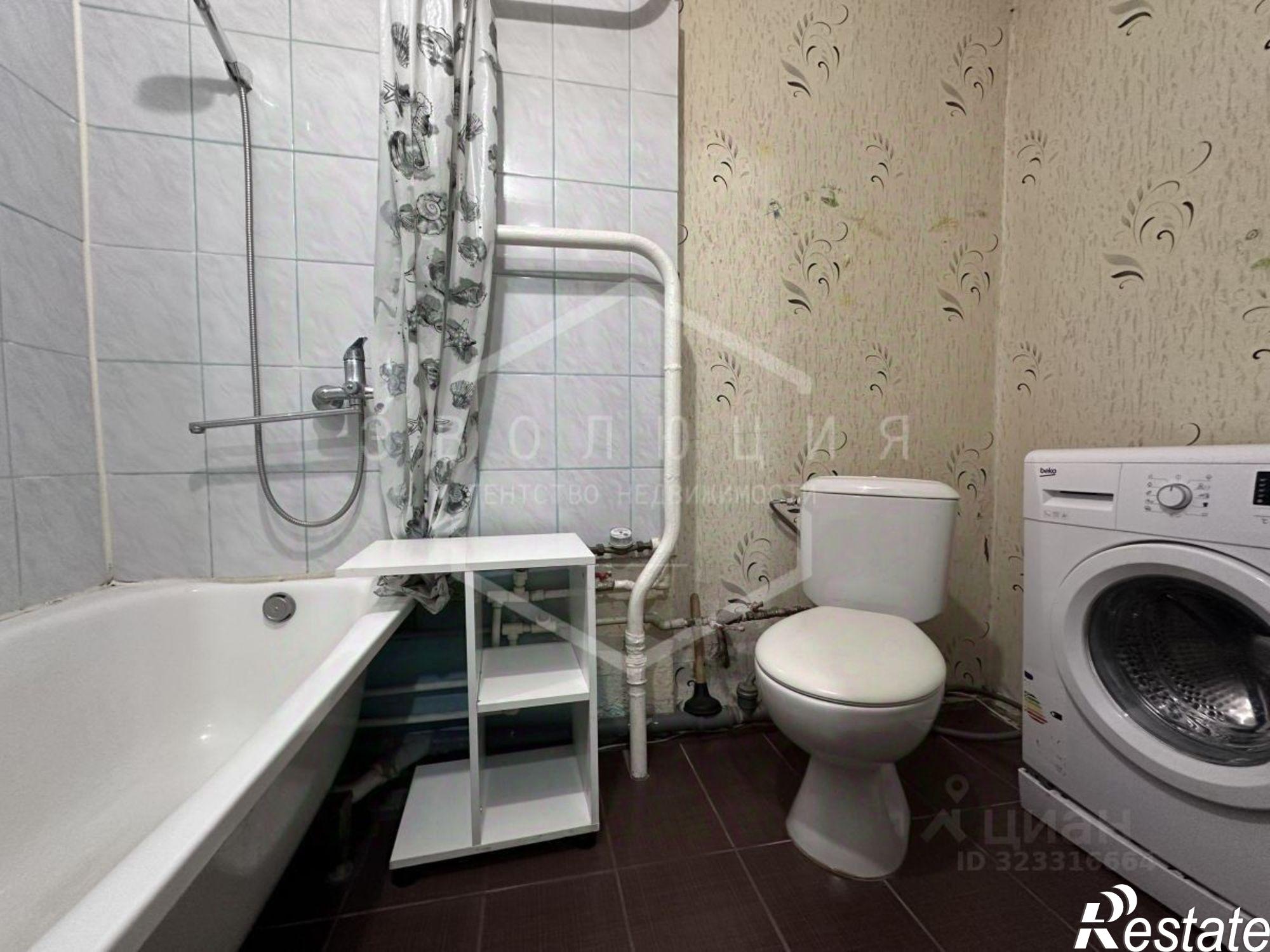 Купить квартиру за 3 000 000 рублей на Земельная улица, 6