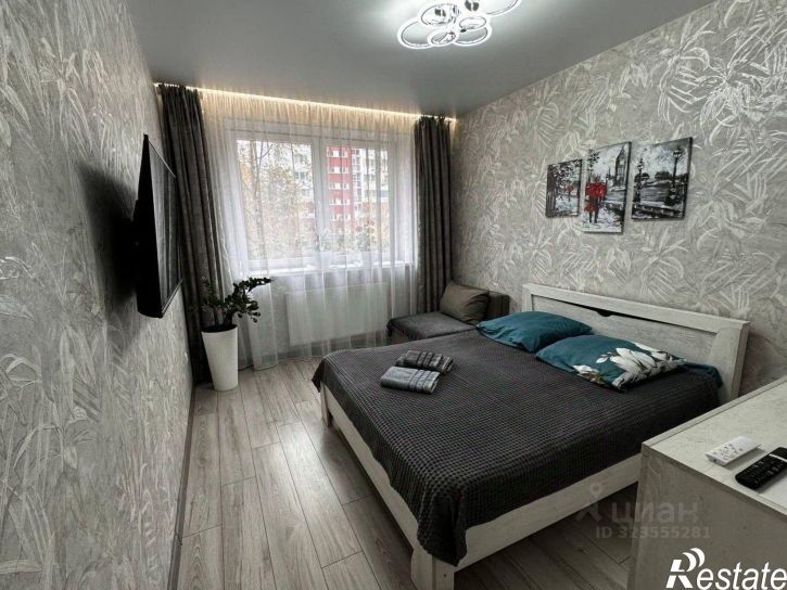 1-комн квартира улица Аксакова, 108,  д. 108