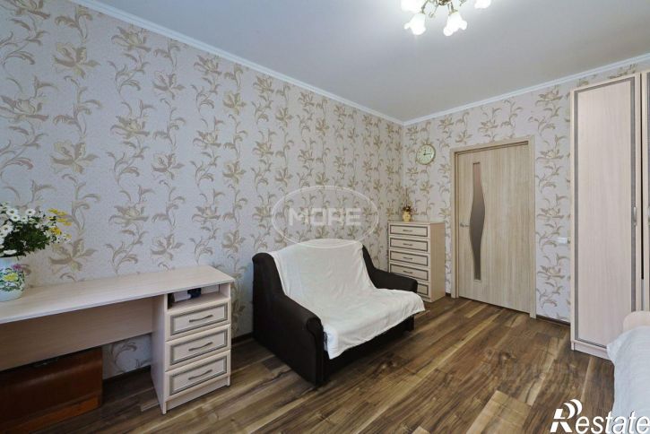 2-комн квартира улица Маршала Новикова, 13,  д. 13