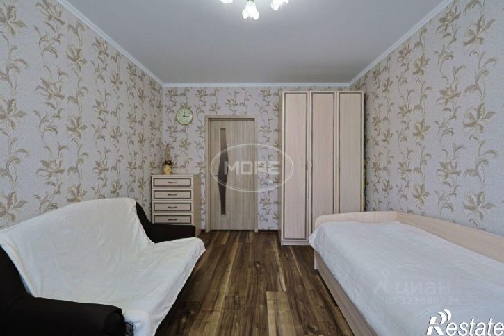 2-комн квартира улица Маршала Новикова, 13,  д. 13