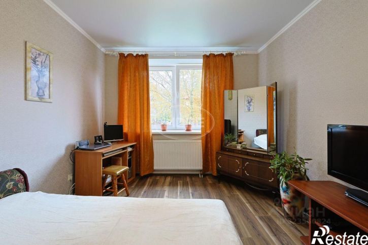 2-комн квартира улица Маршала Новикова, 13,  д. 13