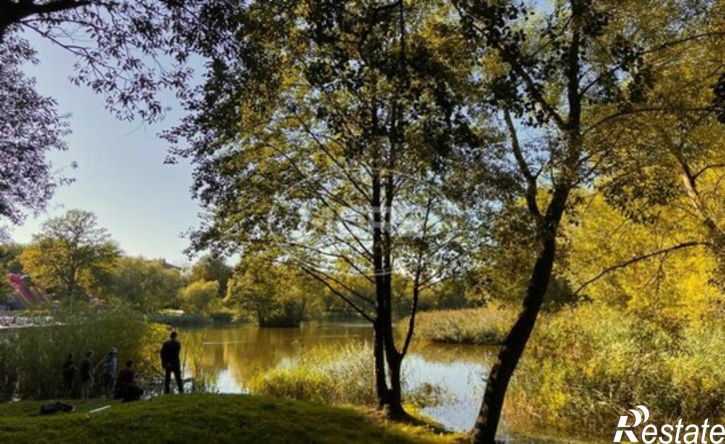 2-комн квартира ул Маршала Новикова, 13,  д. 13