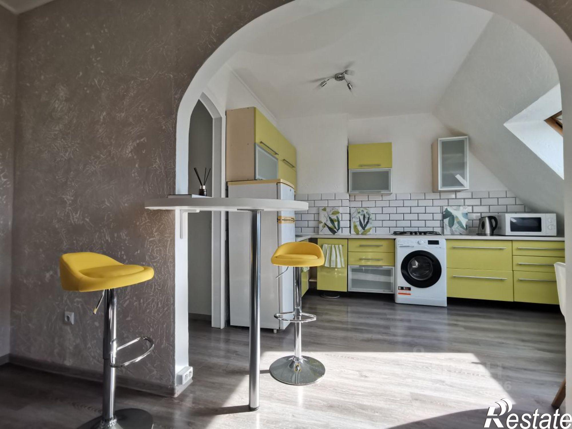 Сдать квартиру за 39 000 рублей на улица Олега Кошевого, 84