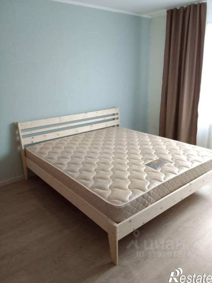 1-комн квартира улица Николая Карамзина, 15,  д. 15