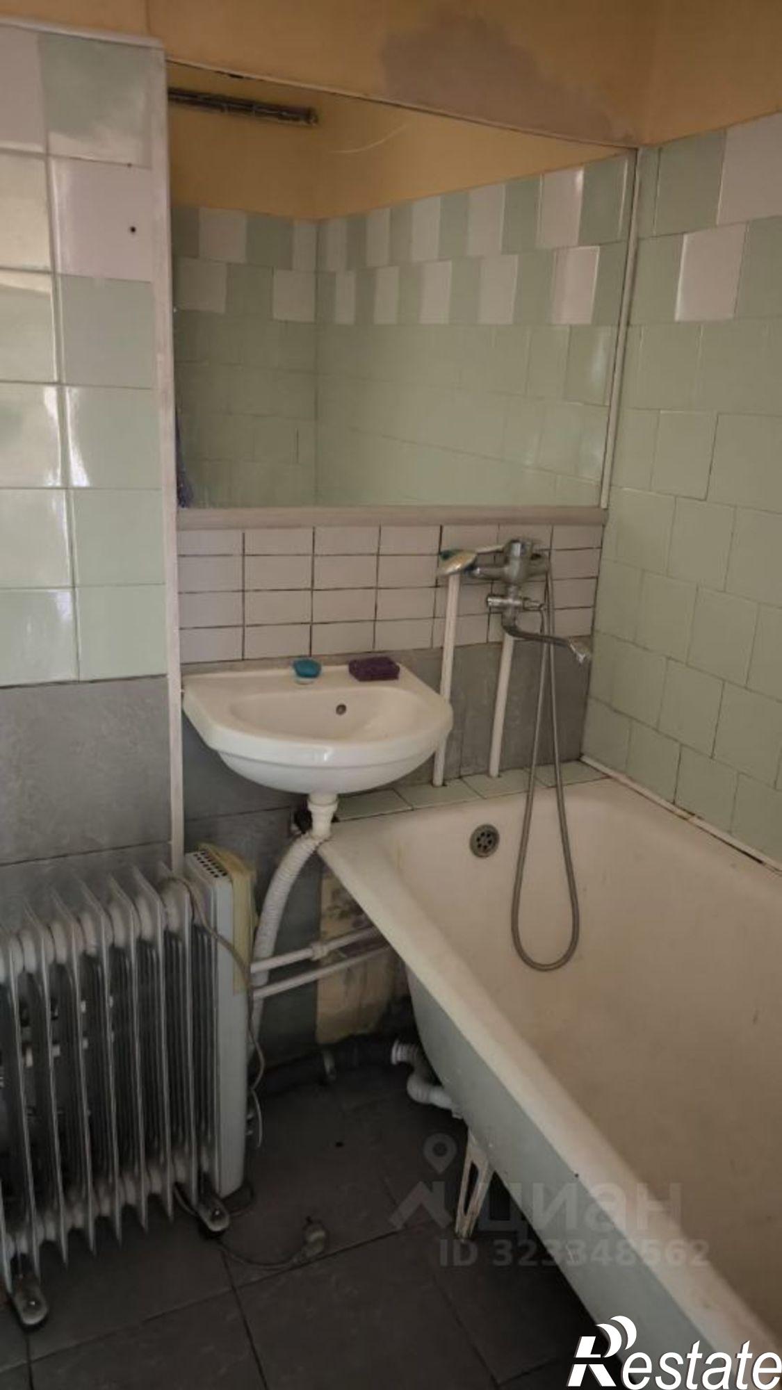 Купить квартиру за 2 450 000 рублей на Алданская улица, 22