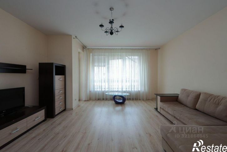 2-комн квартира Бассейная улица, 36,  д. 36