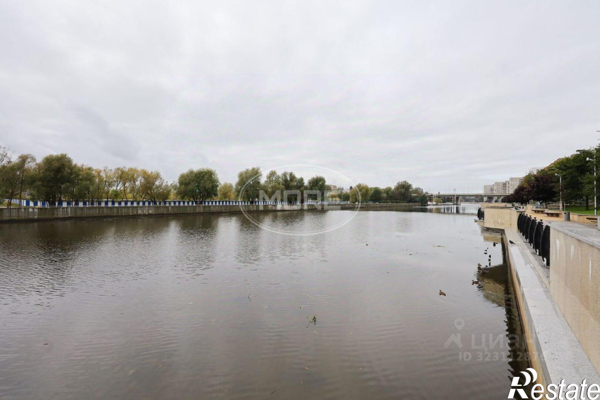 Купить квартиру за 5 000 000 рублей на Московский проспект, 136