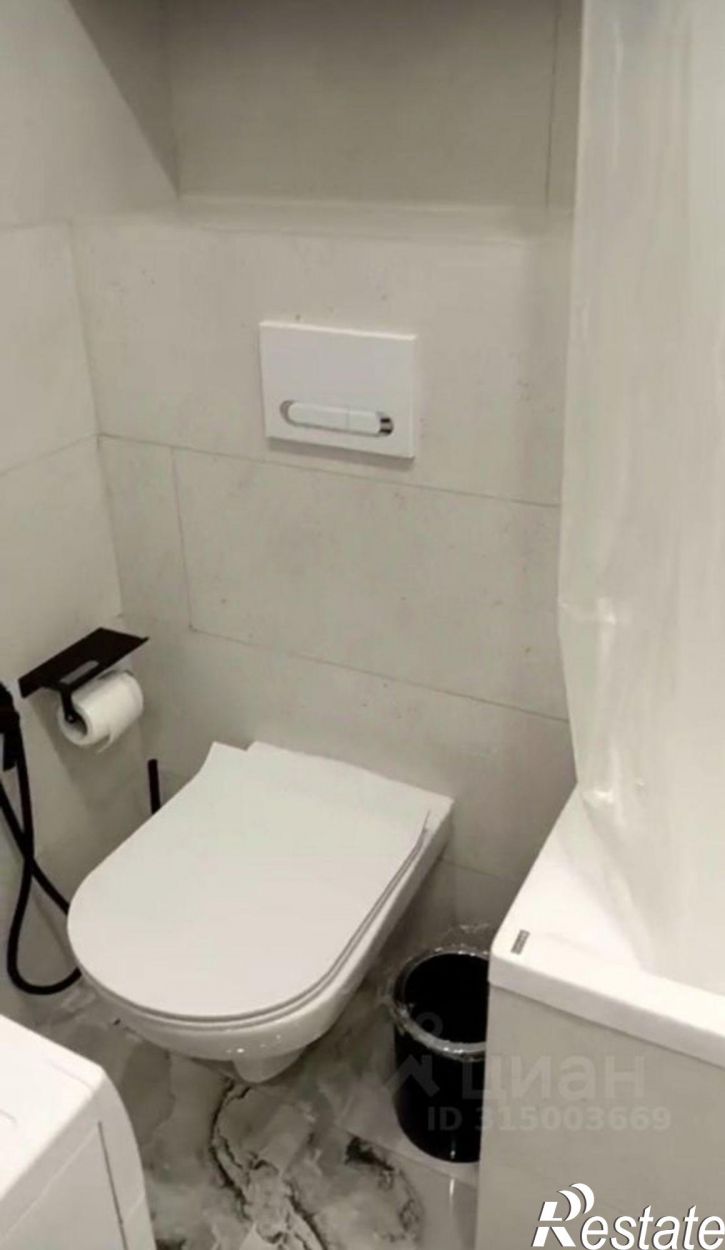 2-комн квартира Батальная улица, 104,  д. 104