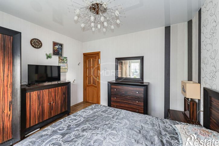 3-комн квартира Калининград, улица Генерала Челнокова, 14