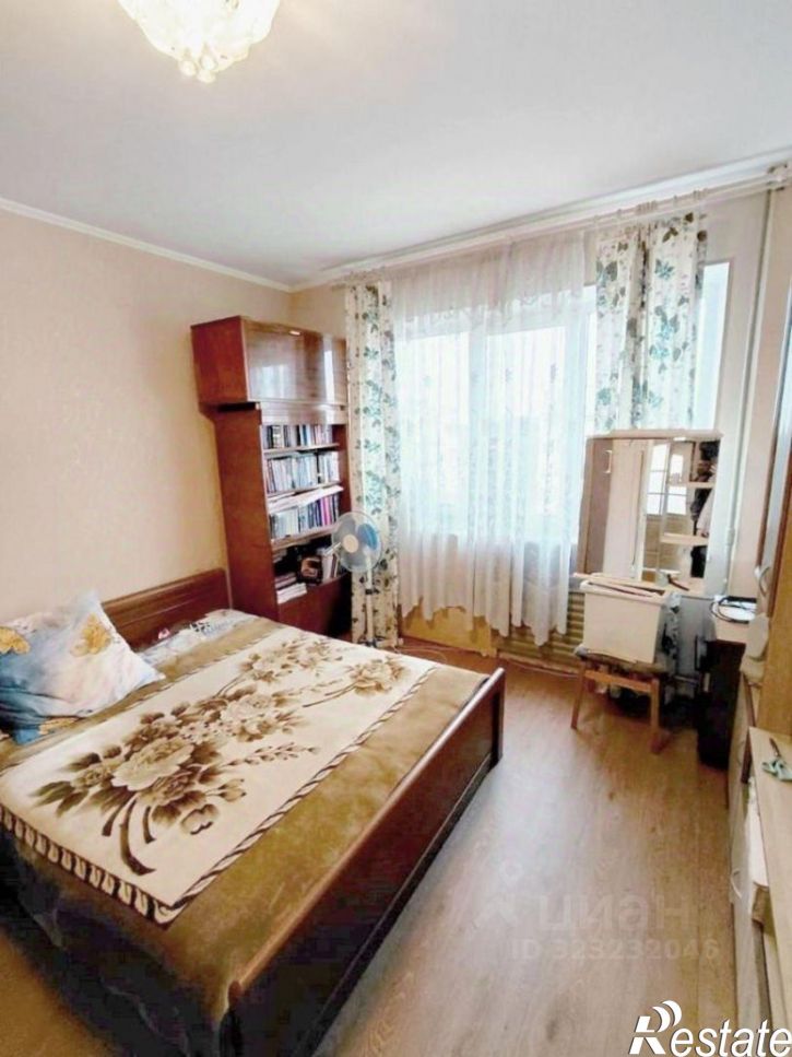 3-комн квартира улица Полковника Ефремова, 2,  д. 2