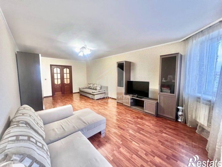 3-комн квартира Калининград, улица Еловая Аллея, 63А