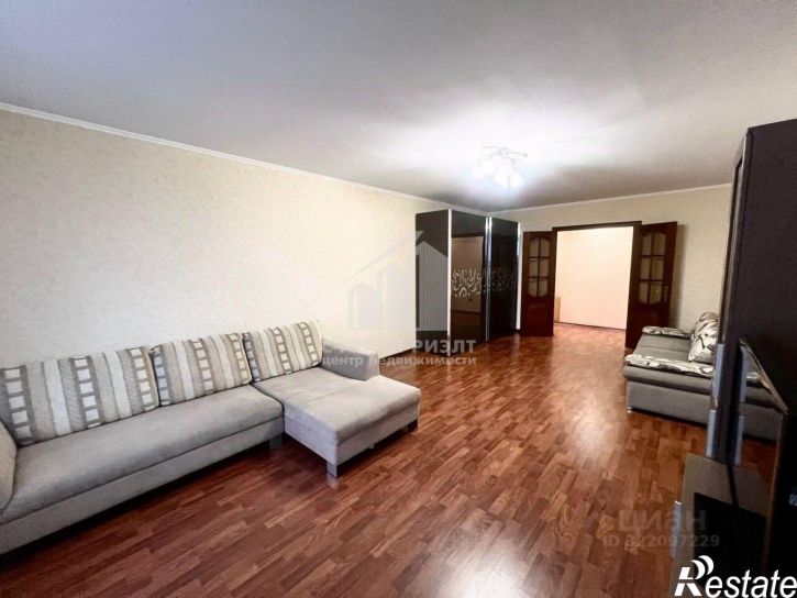 3-комн квартира Калининград, улица Еловая Аллея, 63А