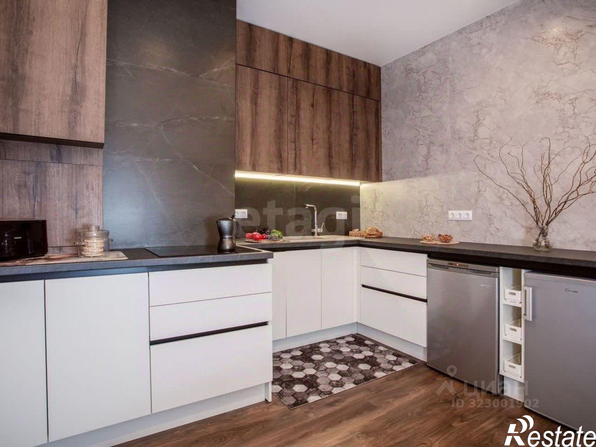 Сдать квартиру за 90 000 рублей на улица Румянцева, 11