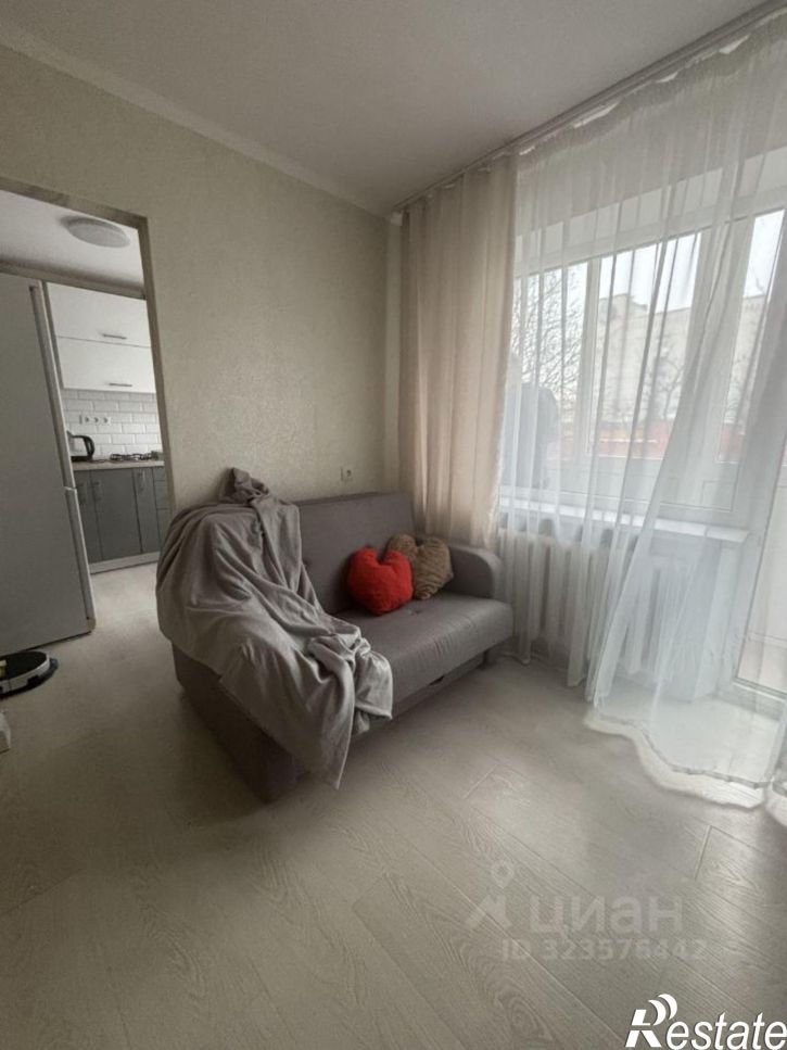 1-комн квартира ул Полоцкая, 4,  д. 4