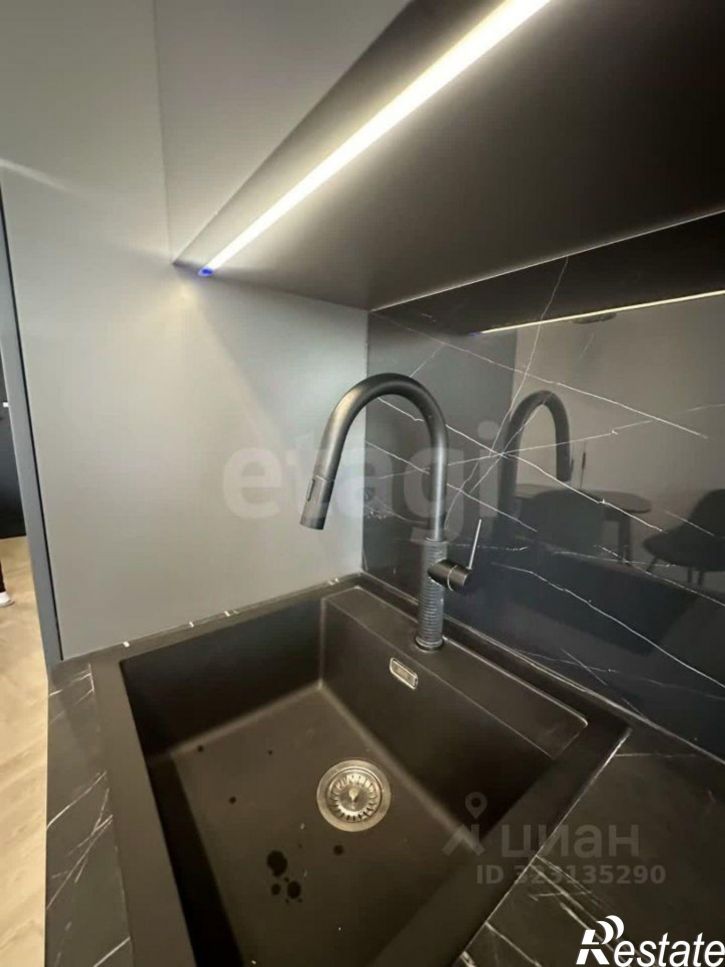 1-комн квартира Октябрьская улица, 12,  д. 12