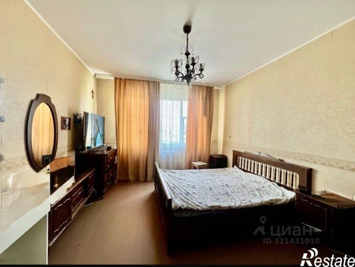 3-комн квартира Интернациональная улица, 38,  д. 38