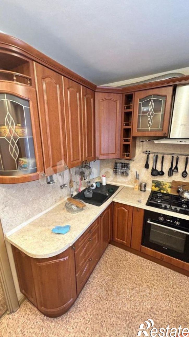 3-комн квартира улица Николая Карамзина, 3,  д. 3