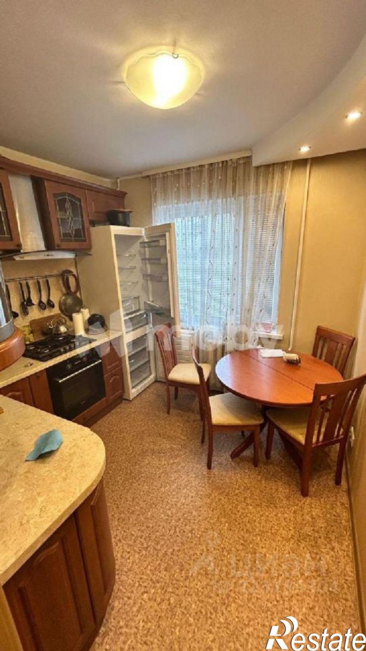 3-комн квартира улица Николая Карамзина, 3,  д. 3