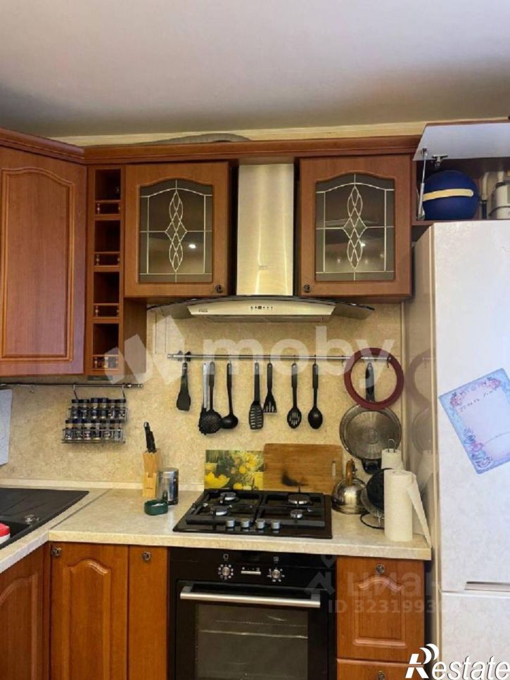 3-комн квартира улица Николая Карамзина, 3,  д. 3