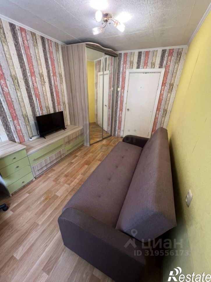 3-комн квартира Лужская улица, 44А,  д. 44А