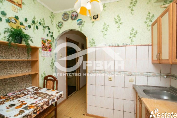 2-комн квартира улица Лейтенанта Яналова, 20А,  д. 20А