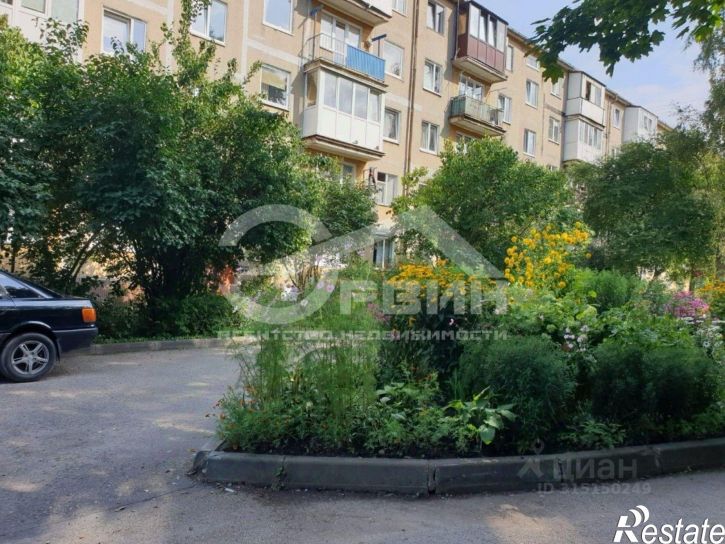 2-комн квартира улица Лейтенанта Яналова, 20А,  д. 20А