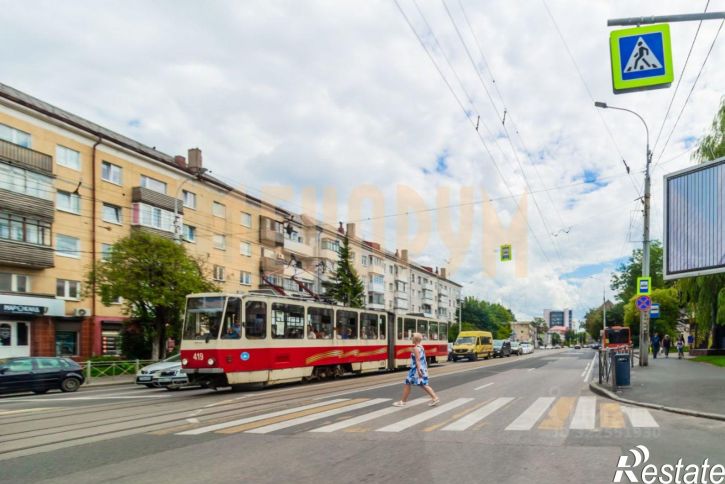 3-комн квартира Советский проспект, 38,  д. 38