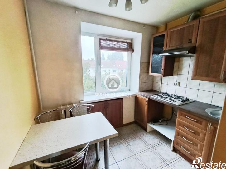 3-комн квартира улица Маршала Борзова, 43-53,  д. 43-53