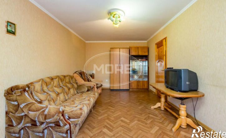 2-комн квартира улица Генерал-майора Яновского, 7,  д. 7