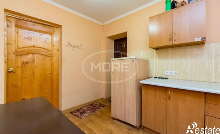 2-комн квартира улица Генерал-майора Яновского, 7,  д. 7