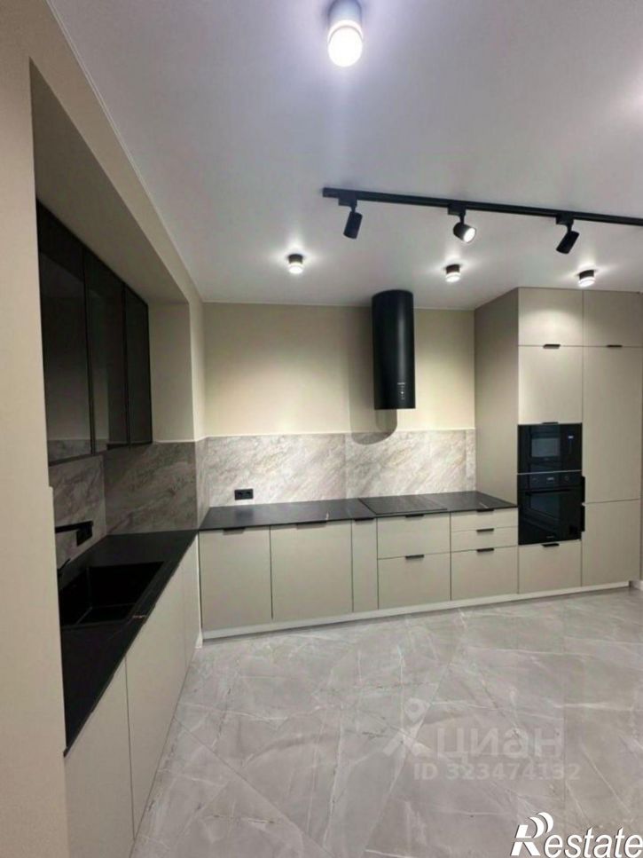 2-комн квартира улица Гайдара, 90,  д. 90