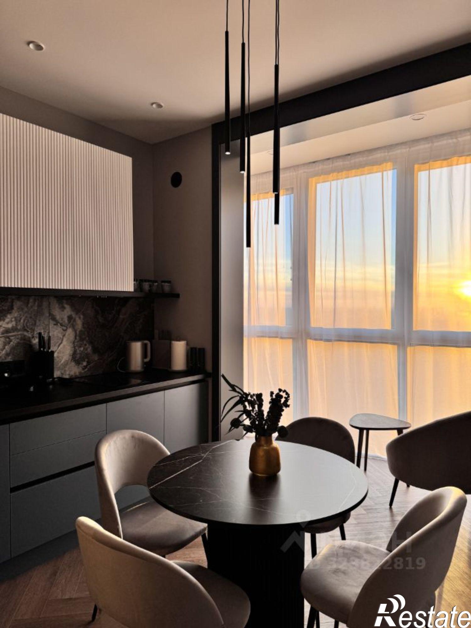 Сдать квартиру за 100 000 рублей на улица Румянцева, 11