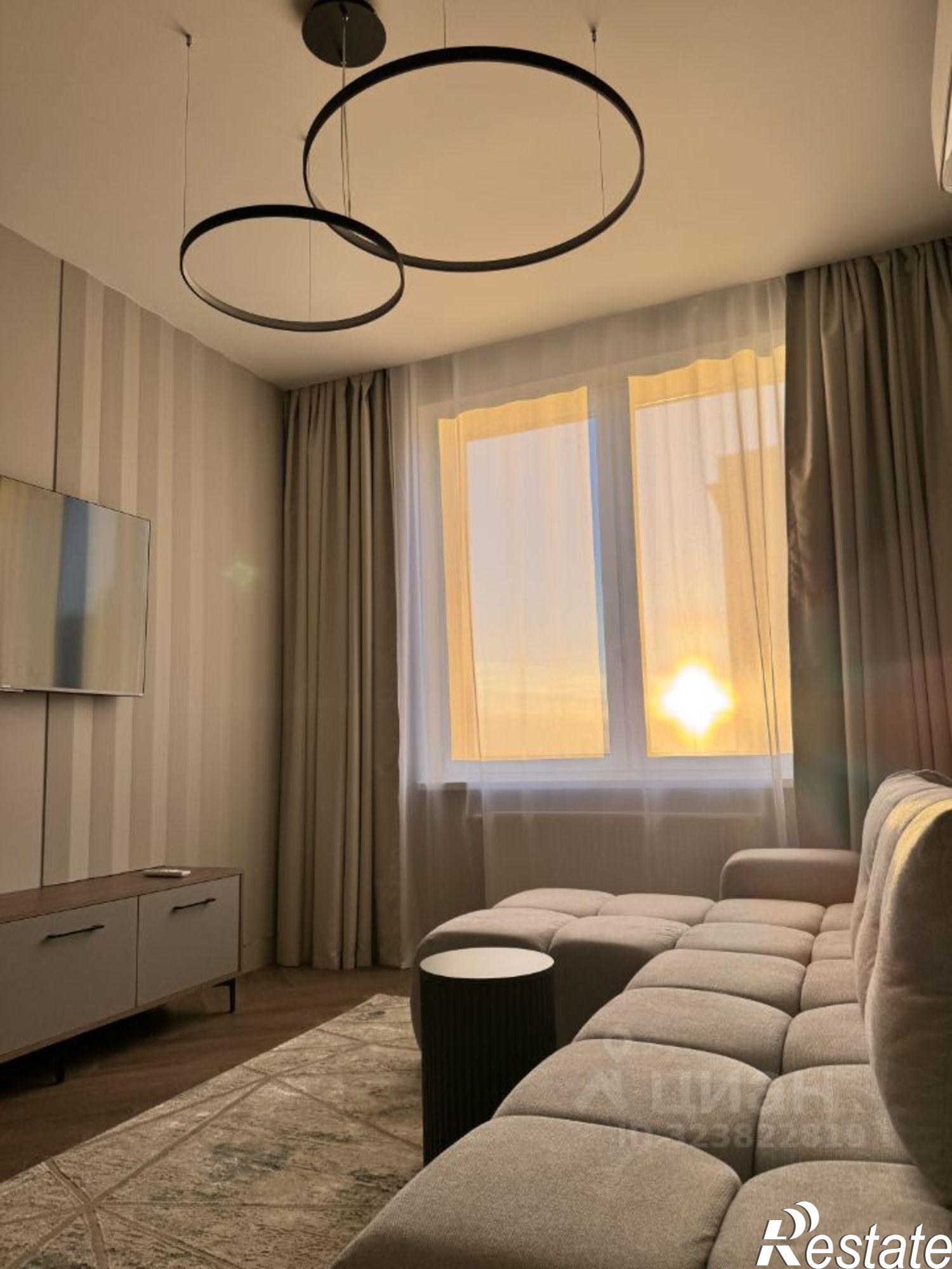 Сдать квартиру за 100 000 рублей на улица Румянцева, 11