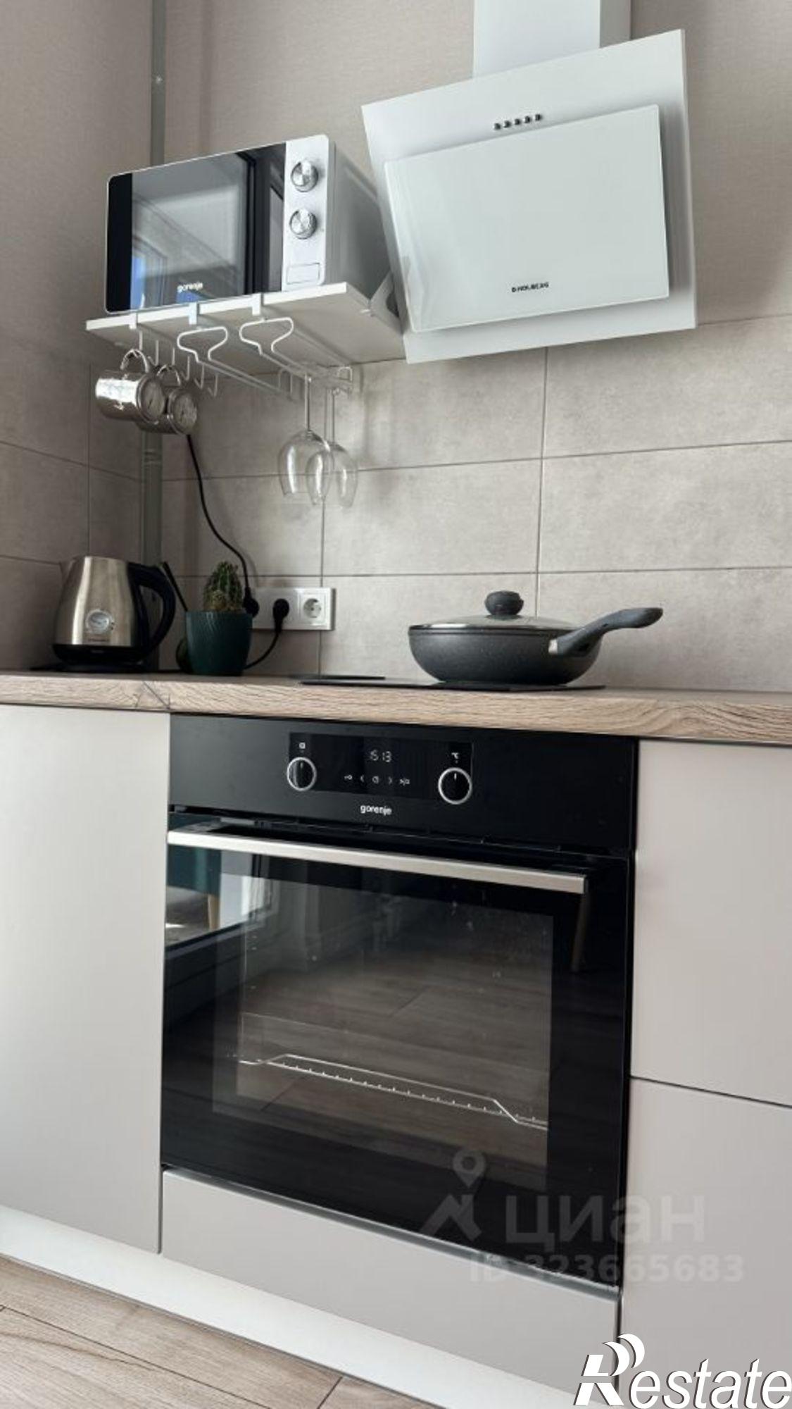 Сдать квартиру за 28 000 рублей на улица Левитана, 65 к3