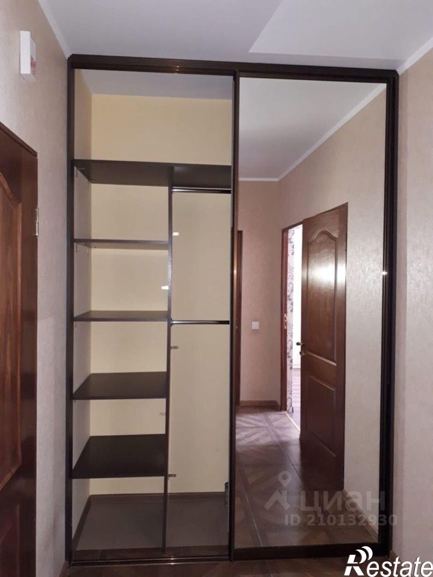 Сдать квартиру за 30 000 рублей на ул Подполковника Емельянова, 223