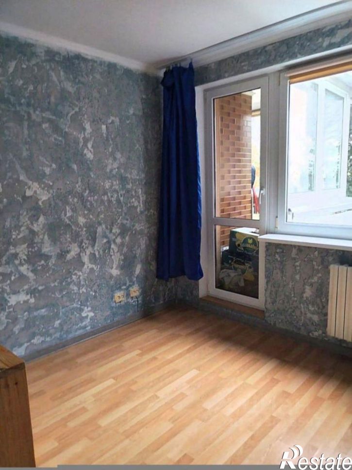 3-комн квартира ул Л.Иванихиной, 4,  д. 4