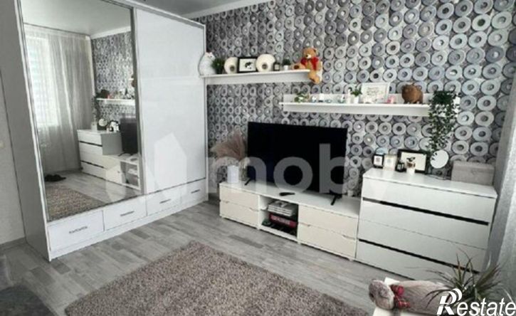 1-комн квартира улица Маршала Новикова, 13,  д. 13