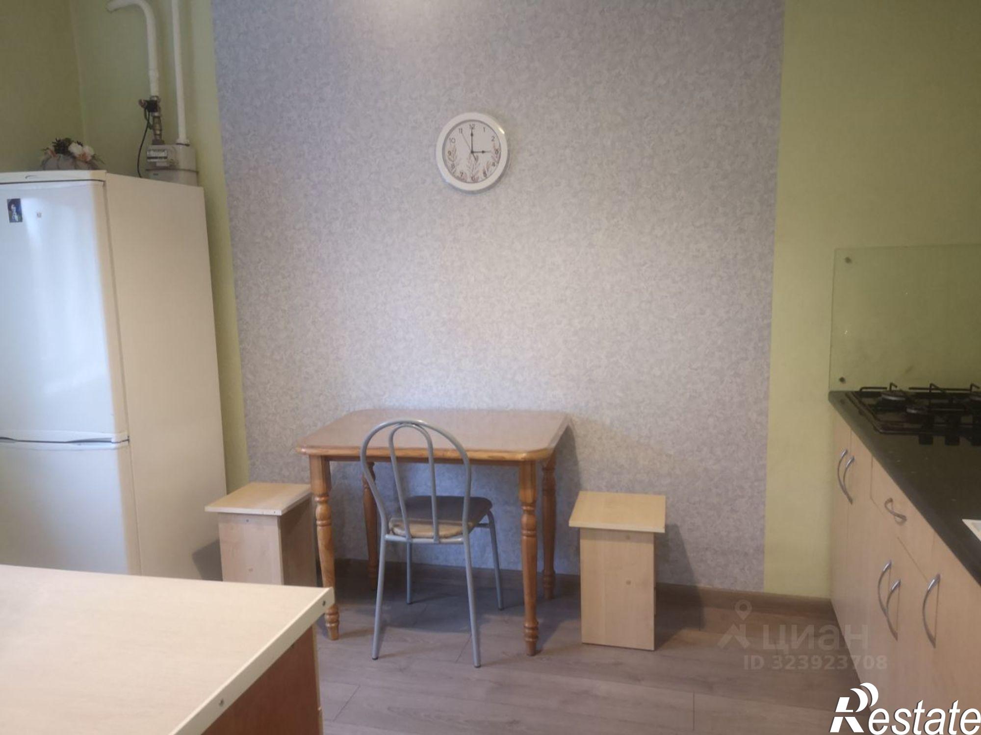 Сдать квартиру за 28 000 рублей на Октябрьская улица, 86