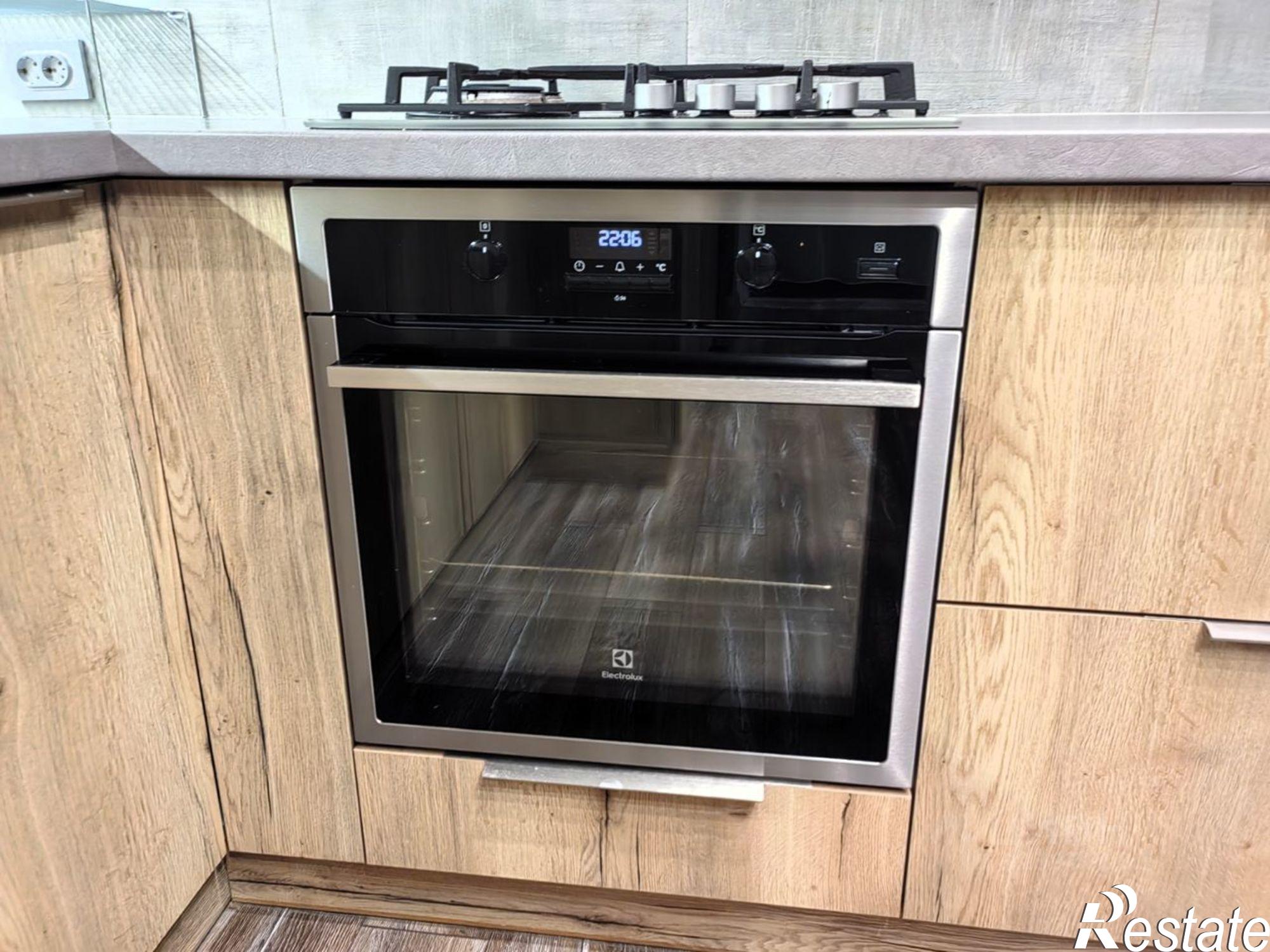 Сдать квартиру за 75 000 рублей на улица Юрия Гагарина, 11