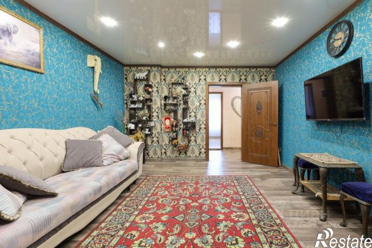 3-комн квартира ул А.Суворова, 8,  д. 8